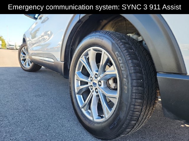 Used 2022 Ford Explorer Limited AWD/4WD image 18