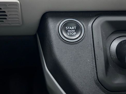 Used 2022 Land Rover Defender 110 XS Edition AWD/4WD image 54
