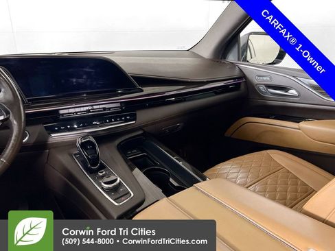 Used 2022 Cadillac Escalade ESV Premium Luxury AWD/4WD image 28