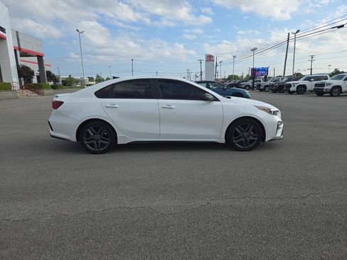Used 2021 Kia Forte GT-Line w/ GT-Line Premium Package image 4