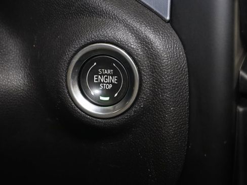 Used 2020 GMC Sierra 1500 Elevation w/ Elevation Value Package image 28