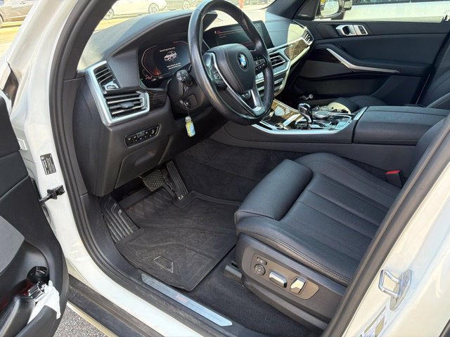 Used 2021 BMW X5 xDrive40i w/ Premium Package AWD/4WD image 9