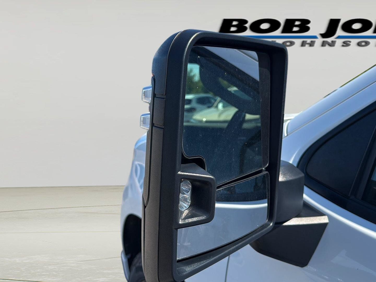 Used 2022 Chevrolet Silverado 1500 RST w/ Max Trailering Package AWD/4WD image 9