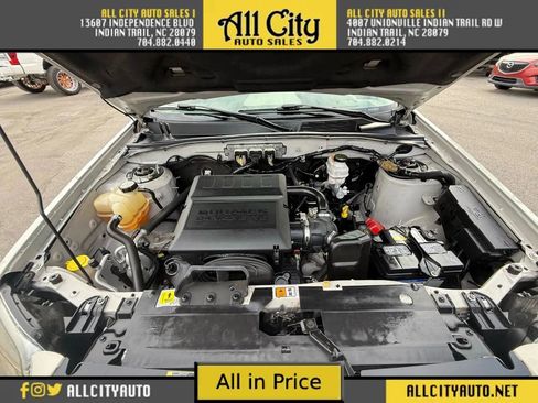 Used 2009 Mercury Mariner 2WD image 33