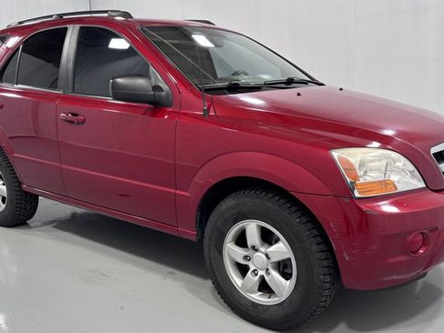 Used 2009 Kia Sorento LX RWD image 3