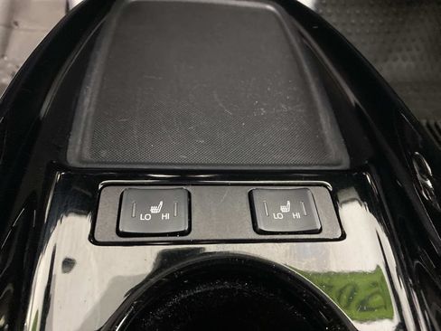 Used 2022 Toyota Prius Prime LE FWD image 20