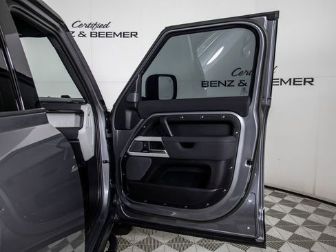 Used 2023 Land Rover Defender 110 S AWD/4WD image 21