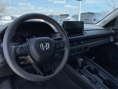 Used 2024 Honda Accord EX image 9