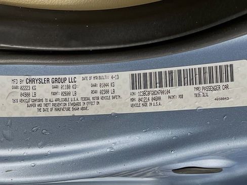 Used 2013 Chrysler 200 Limited FWD image 26