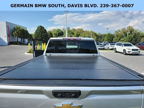 Used 2022 Chevrolet Silverado 2500 LTZ w/ LTZ Plus Package image 12