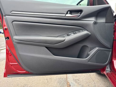 New 2025 Nissan Altima 2.5 SV w/ SV Premium Package image 10