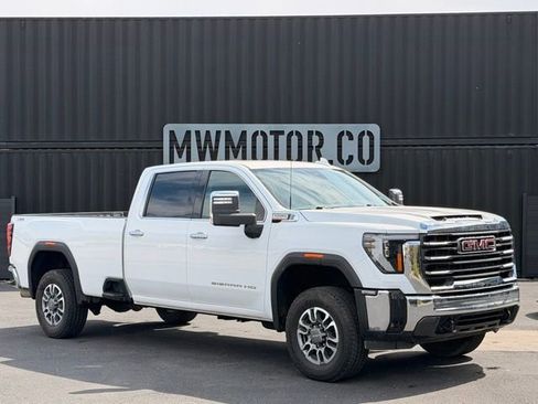 Used 2024 GMC Sierra 3500 SLT w/ X31 Off-Road Package image 1