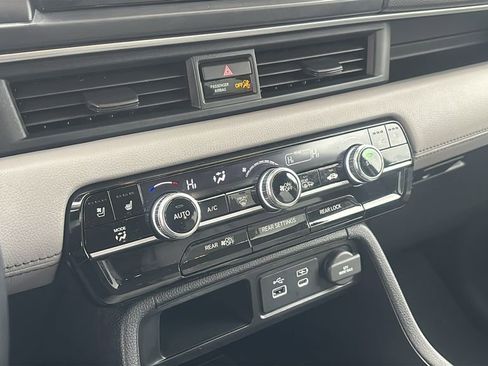 Used 2023 Honda Pilot Elite image 20