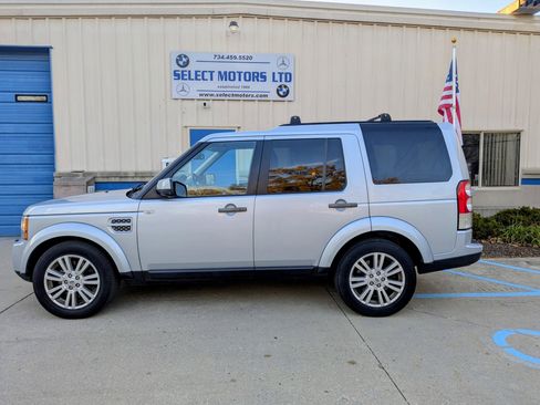 Used 2011 Land Rover LR4 HSE image 3