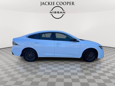 New 2026 Nissan Sentra SV w/ SV Convenience Package FWD image 6