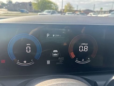 Used 2025 Hyundai Tucson SEL image 17