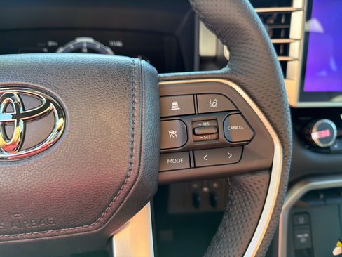 New 2026 Toyota Tundra Limited AWD/4WD image 19