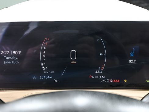 Used 2024 Cadillac XT4 Premium Luxury AWD/4WD image 12