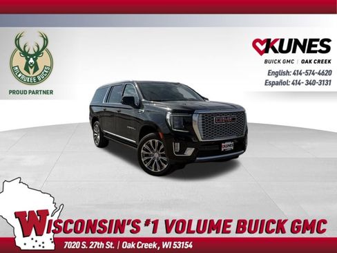 Used 2023 GMC Yukon XL Denali w/ Denali Reserve Package image 1