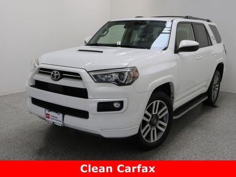 Used 2022 Toyota 4Runner TRD Sport image 2