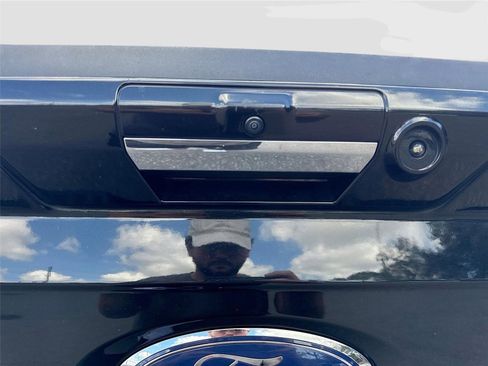 Used 2021 Ford F150 Lariat image 26