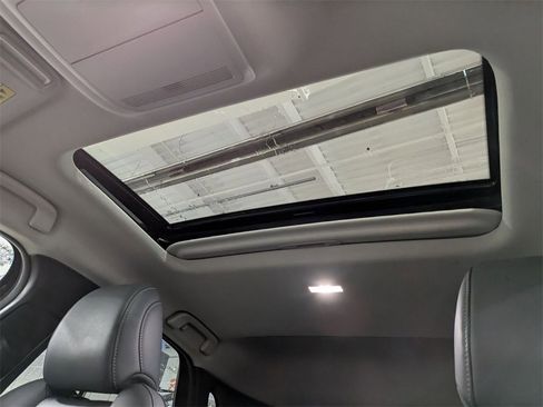 Used 2025 MAZDA CX-30 AWD 2.5 S w/ Preferred Package image 22