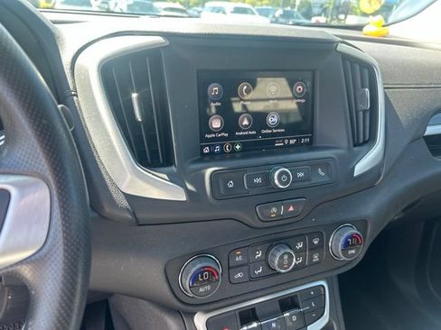 Used 2024 GMC Terrain SLE w/ Driver Convenience Package AWD/4WD image 7