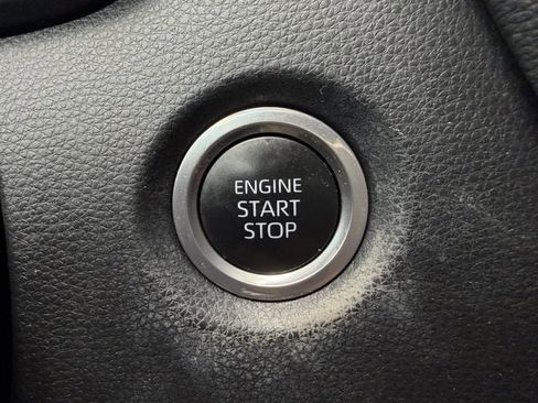 Used 2023 Toyota Corolla SE image 20