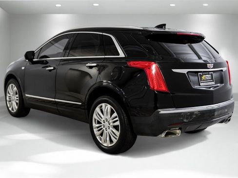 Used 2017 Cadillac XT5 Premium Luxury w/ Driver Assist Package image 11