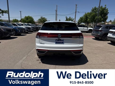 New 2026 Volkswagen Atlas Cross Sport SE FWD image 4