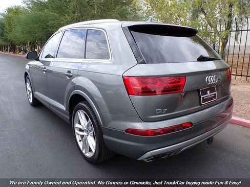 Used 2018 Audi Q7 3.0T Prestige w/ Prestige Package AWD/4WD image 8