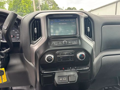 Used 2021 GMC Sierra 1500 2WD Regular Cab image 12