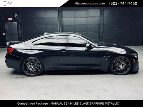 Used 2019 BMW M4 Coupe w/ Competition Package RWD image 8