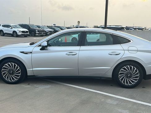 Used 2025 Hyundai Sonata SEL image 9