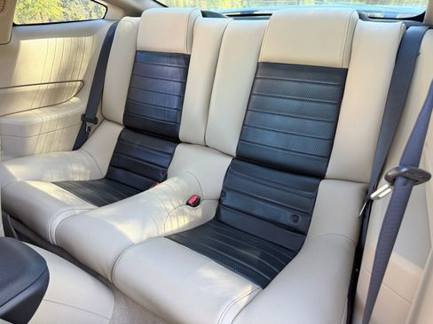 Used 2007 Ford Mustang GT image 35