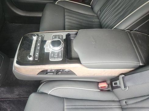 Used 2021 Genesis G90 5.0 Ultimate RWD image 15