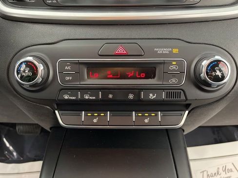 Used 2020 Kia Sorento LX w/ LX I4 Convenience Package FWD image 27