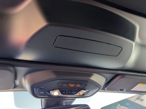 Used 2022 BMW Z4 sDrive30i w/ M Sport Package image 26