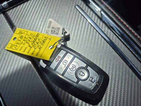 Used 2021 Ford Expedition Max Limited AWD/4WD image 38