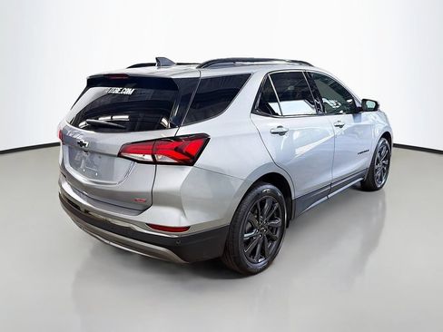 Used 2023 Chevrolet Equinox RS FWD image 9