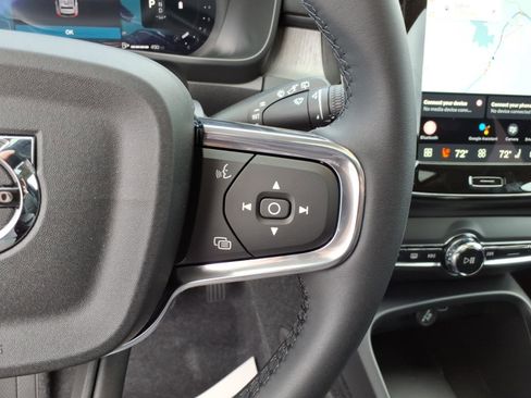 New 2026 Volvo XC40 B5 Ultra w/ Protection Package Premier image 16