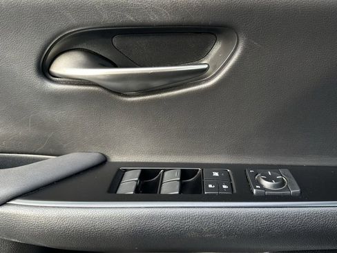 Used 2020 Lexus UX 250h w/ Premium Package image 13