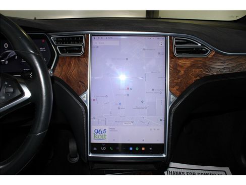 Used 2017 Tesla Model X 75D image 29