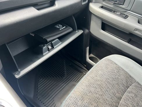 Used 2018 RAM 1500 Big Horn AWD/4WD image 19
