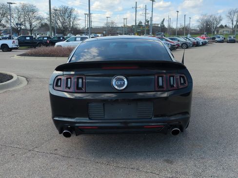 Used 2013 Ford Mustang GT Premium w/ Comfort Pkg RWD image 7