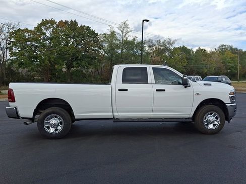 New 2026 RAM 3500 Tradesman AWD/4WD image 11