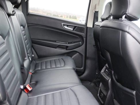 Used 2016 Ford Edge SEL w/ Equipment Group 201A image 16