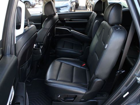 Used 2024 Kia Telluride S w/ S Sunroof Package AWD/4WD image 17