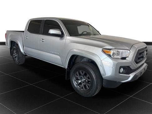 Used 2023 Toyota Tacoma SR5 RWD image 7