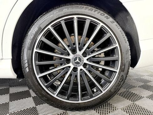 Used 2020 Mercedes-Benz C 300 4MATIC Sedan image 24